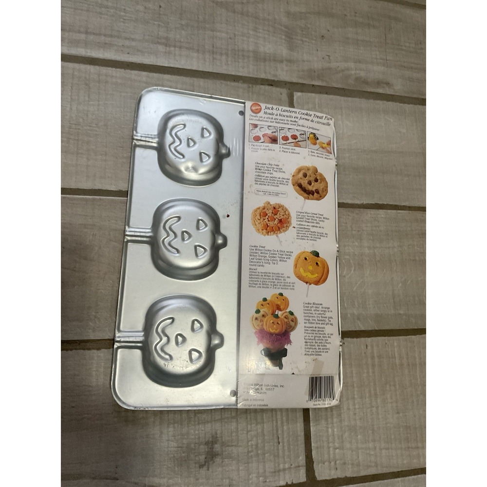 NEW Wilton 1998 Jack-o-lantern Pumpkin Cookie‎ Treat Sucker Pan